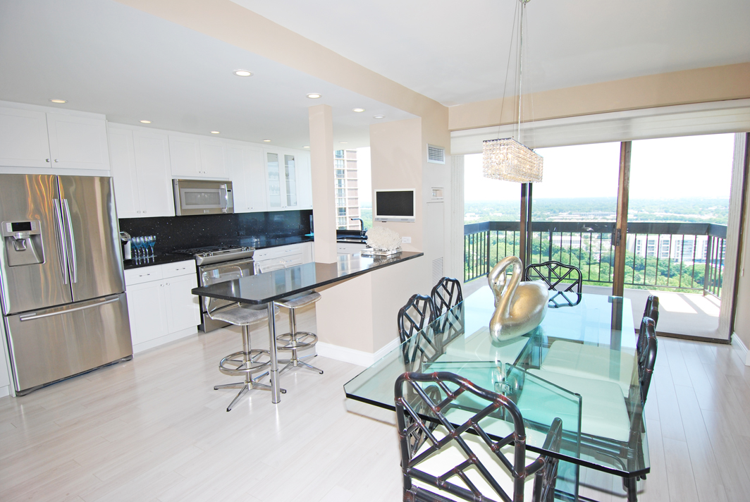 North Shore Towers Apartment