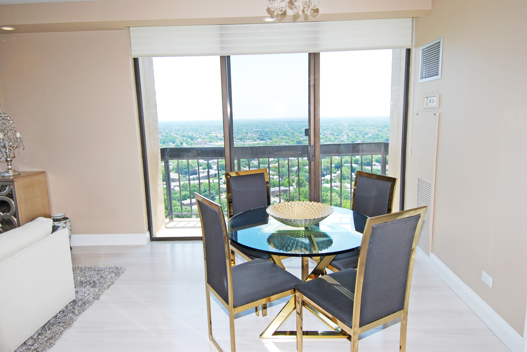 North Shore Towers Apartment