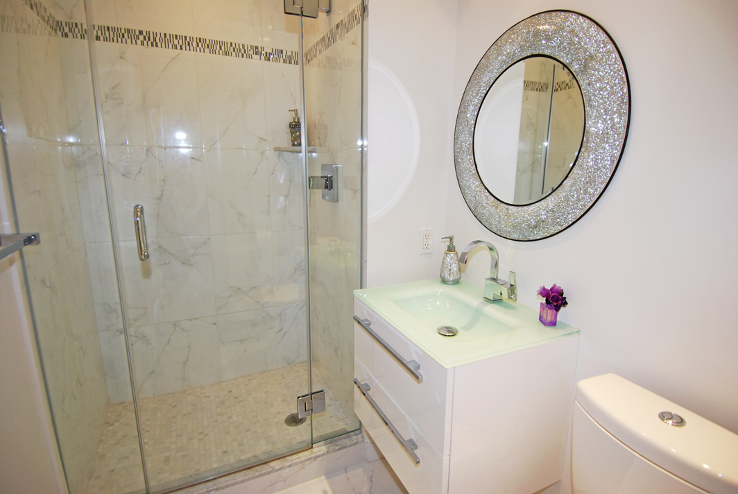 North Shore Towers Apartment