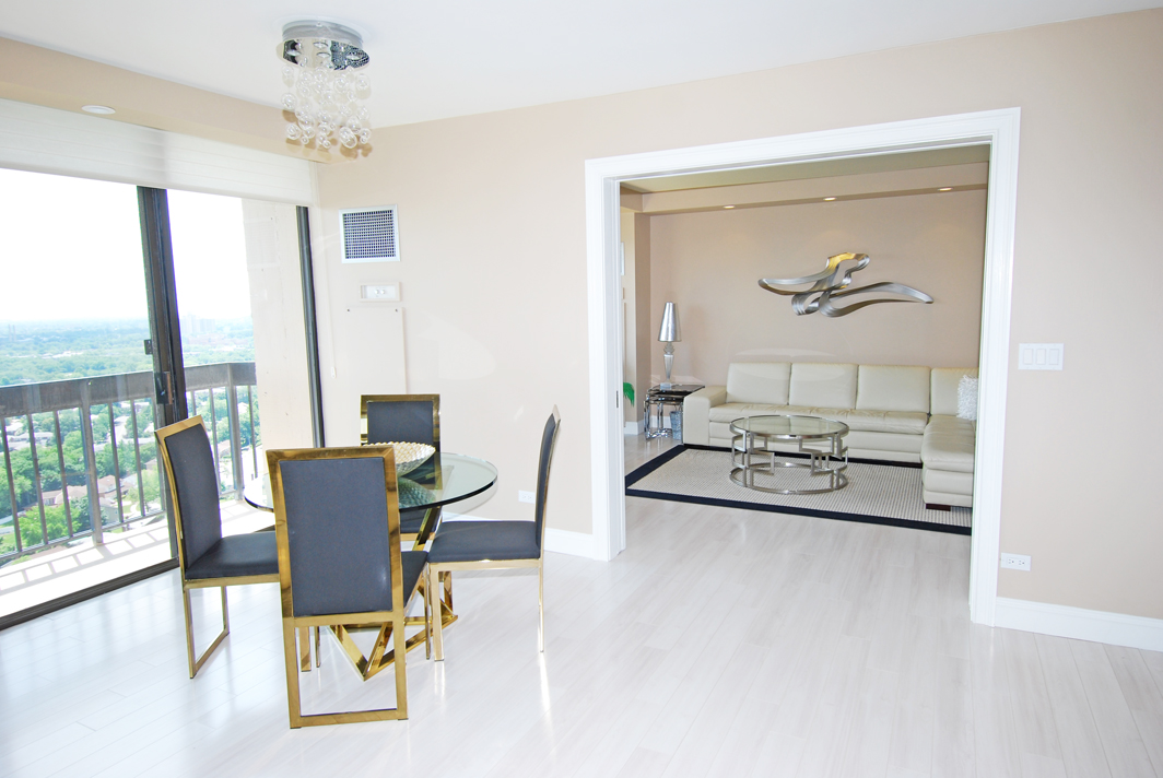 North Shore Towers Apartment