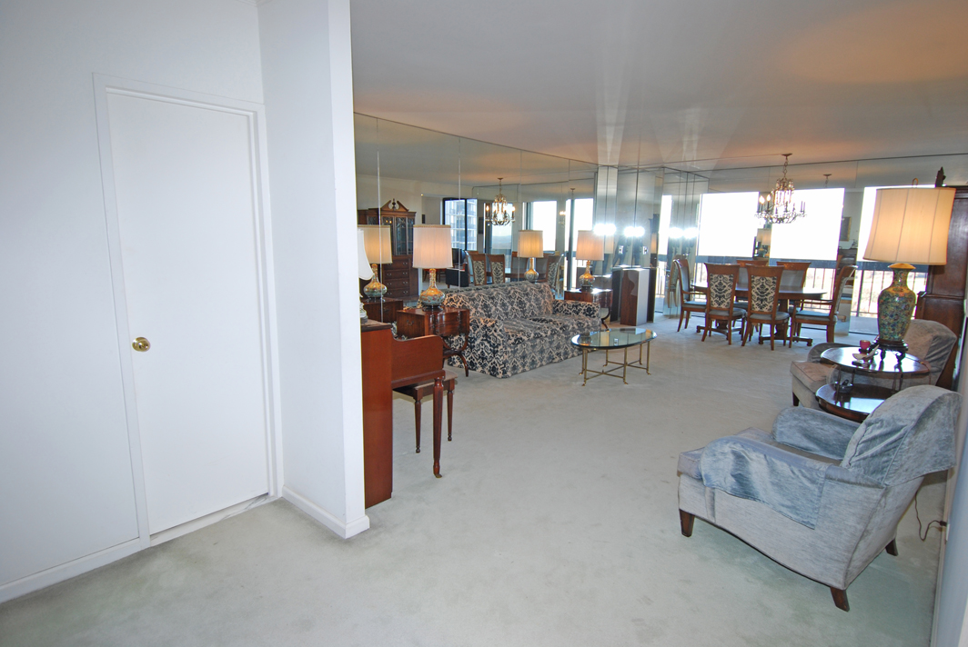 North Shore Towers Apartment