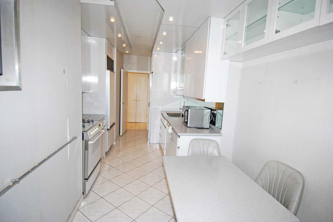 North Shore Towers Apartment