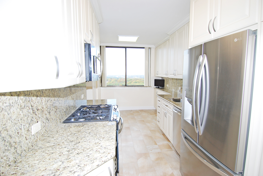 North Shore Towers Apartment