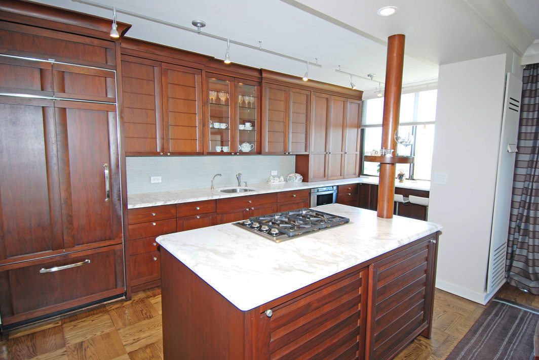 North Shore Towers Apartment