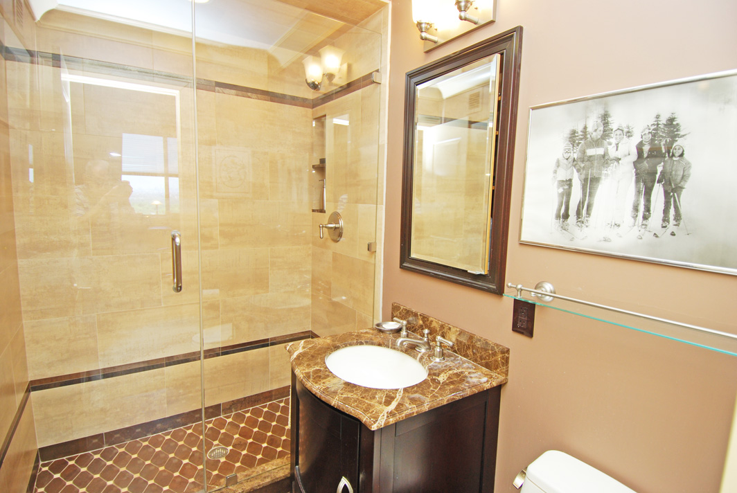 North Shore Towers Apartment