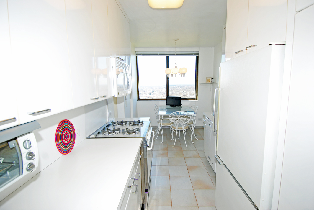 North Shore Towers 3 bedroom co-op