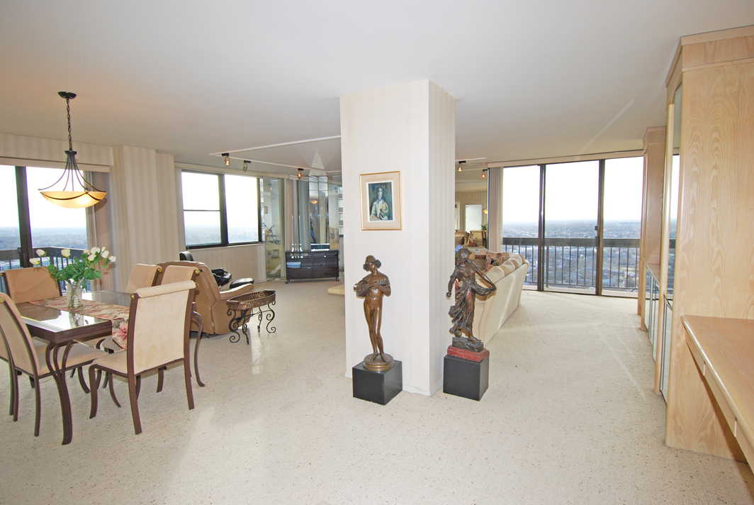 North Shore Towers Apartment