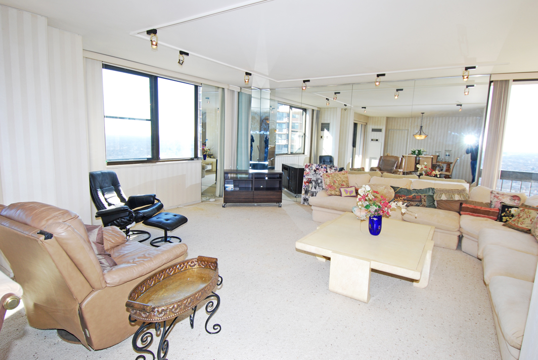 North Shore Towers Apartment