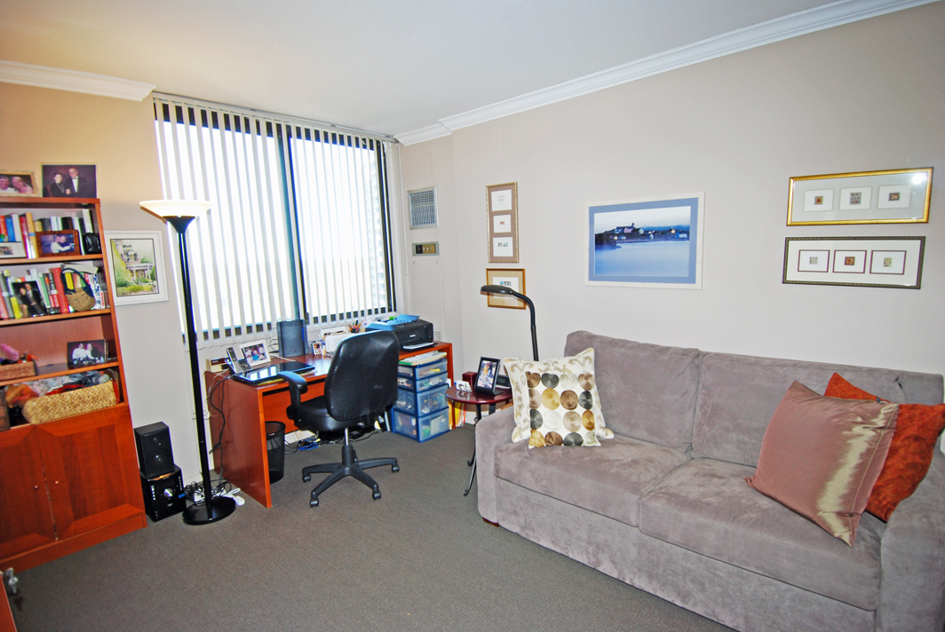 North Shore Towers Apartment