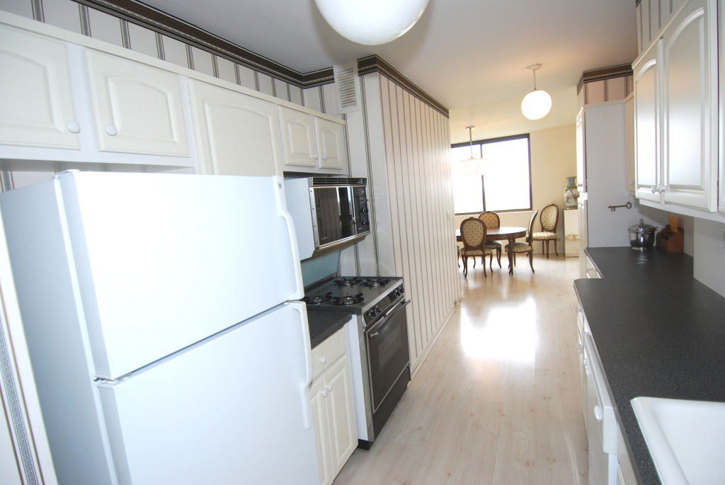 North Shore Towers Apartment