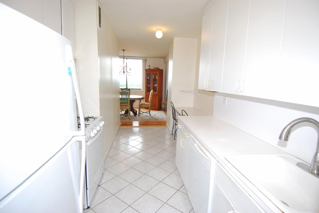 North Shore Towers Apartment