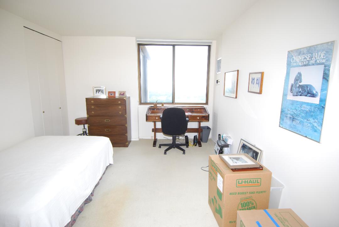 North Shore Towers Apartment