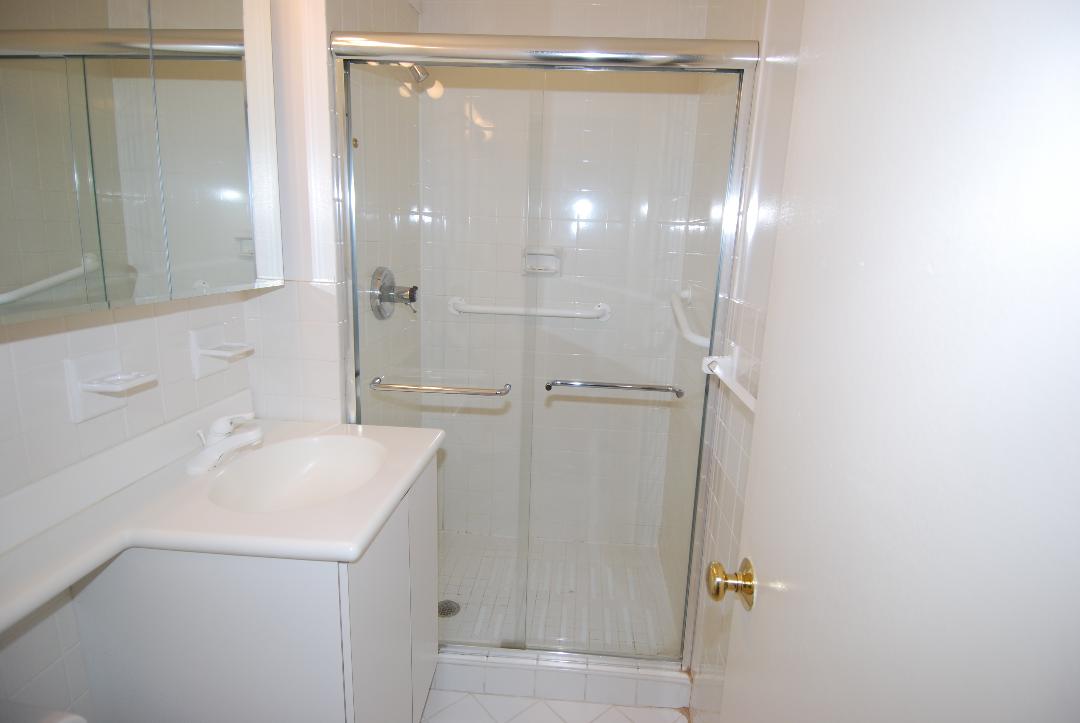 North Shore Towers Apartment