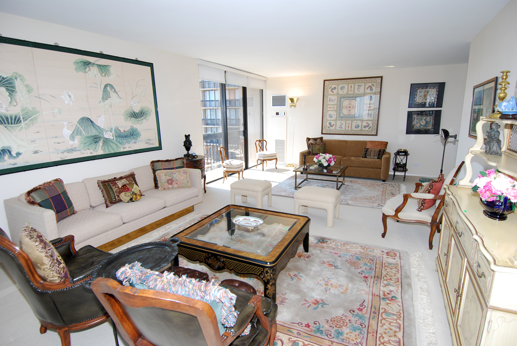 North Shore Towers Apartment