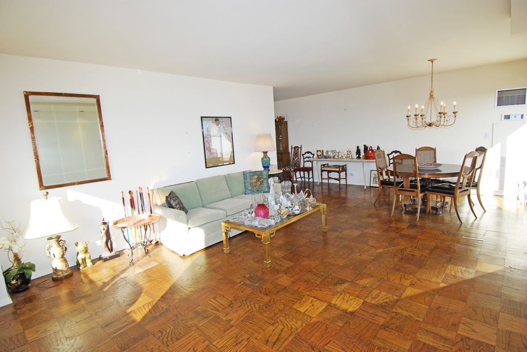 North Shore Towers Apartment