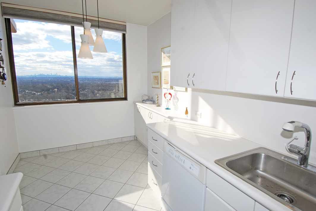 North Shore Towers Apartment