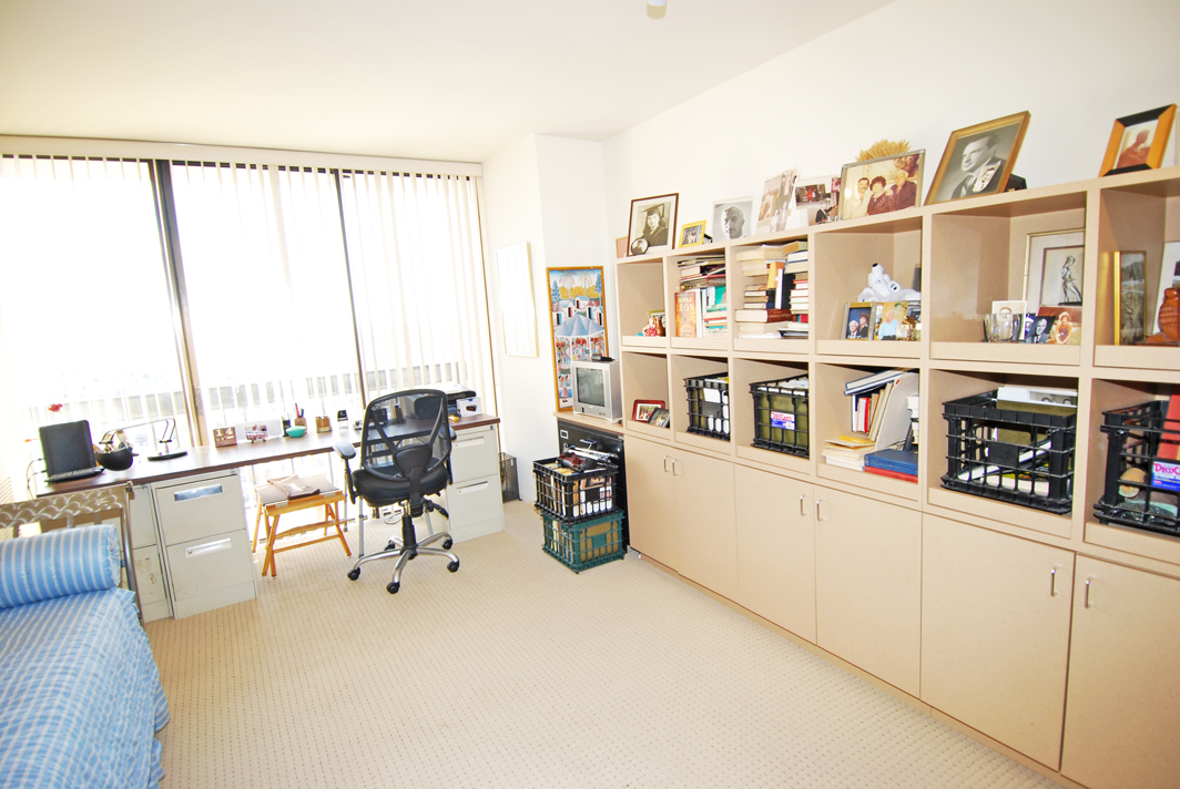 North Shore Towers Apartment