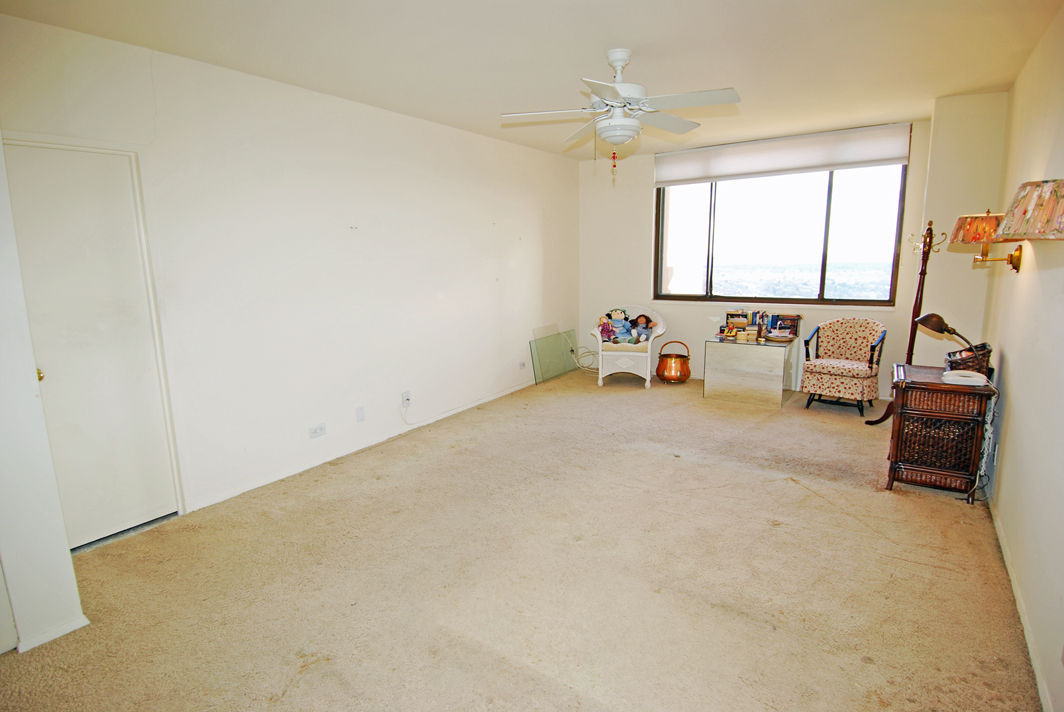 North Shore Towers Apartment