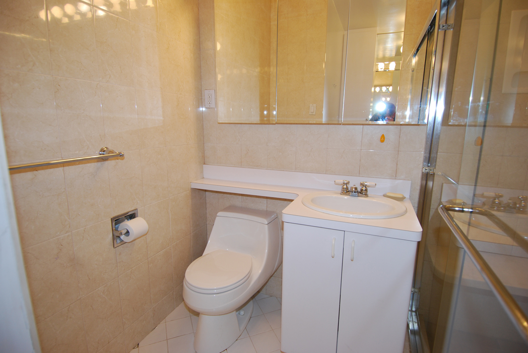 North Shore Towers Apartment