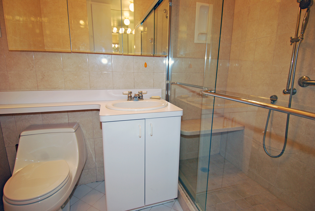 North Shore Towers Apartment