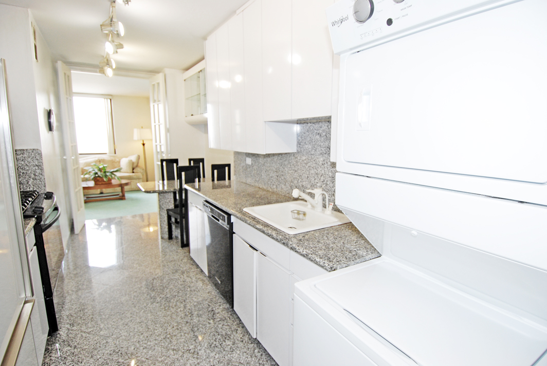 North Shore Towers Apartment