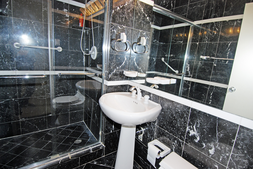 North Shore Towers Apartment