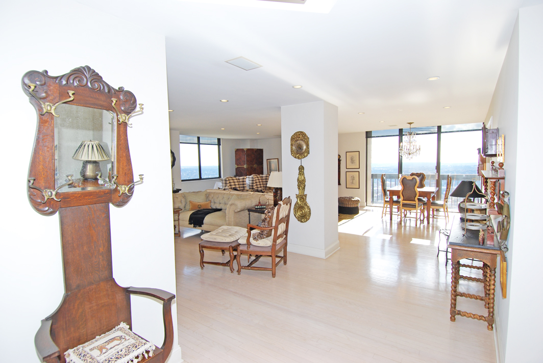 North Shore Towers Apartment