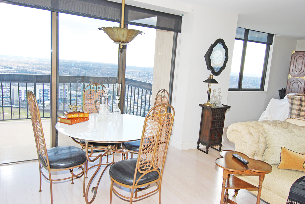 North Shore Towers Apartment