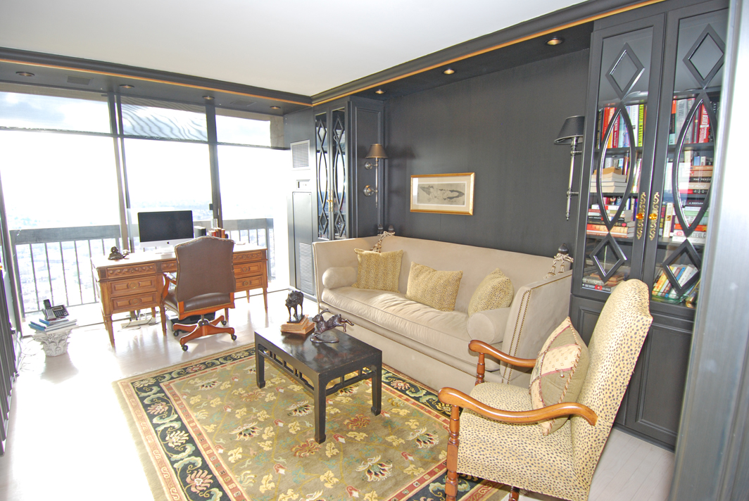 North Shore Towers Apartment