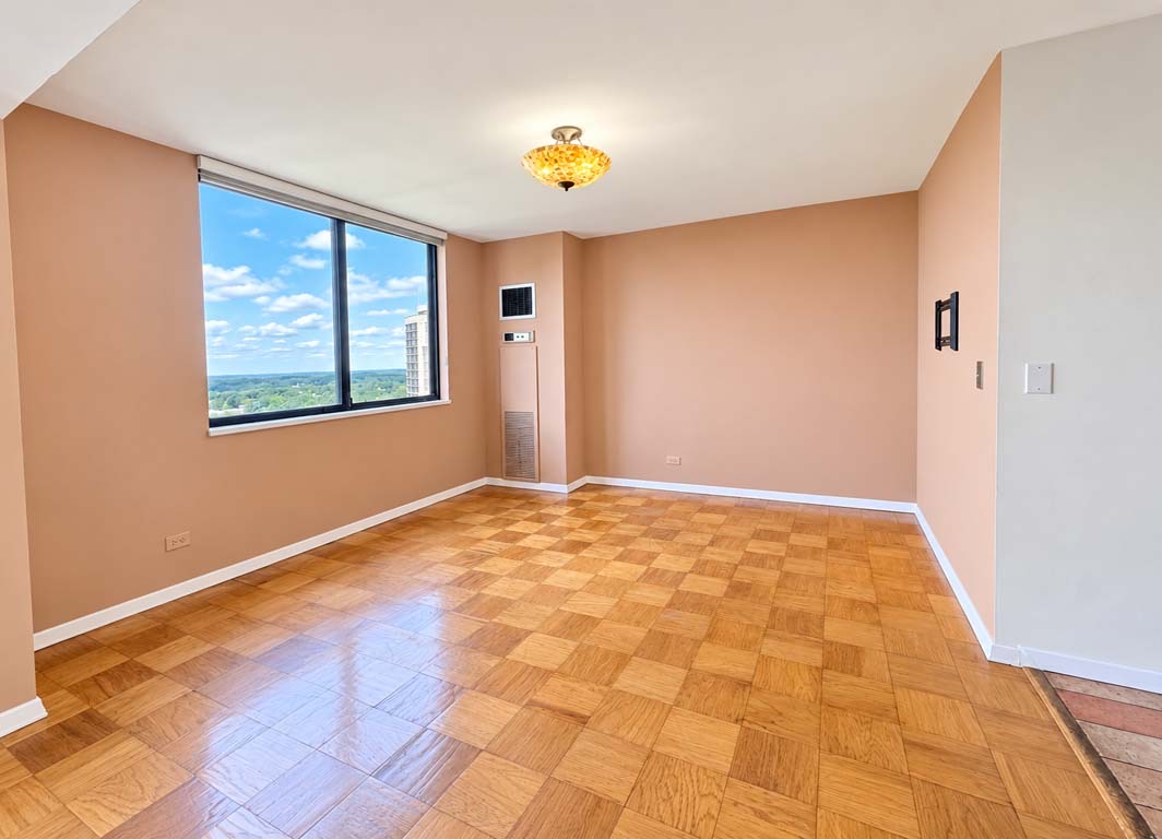 North Shore Towers Apt.