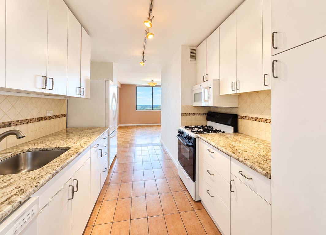 North Shore Towers Apt.