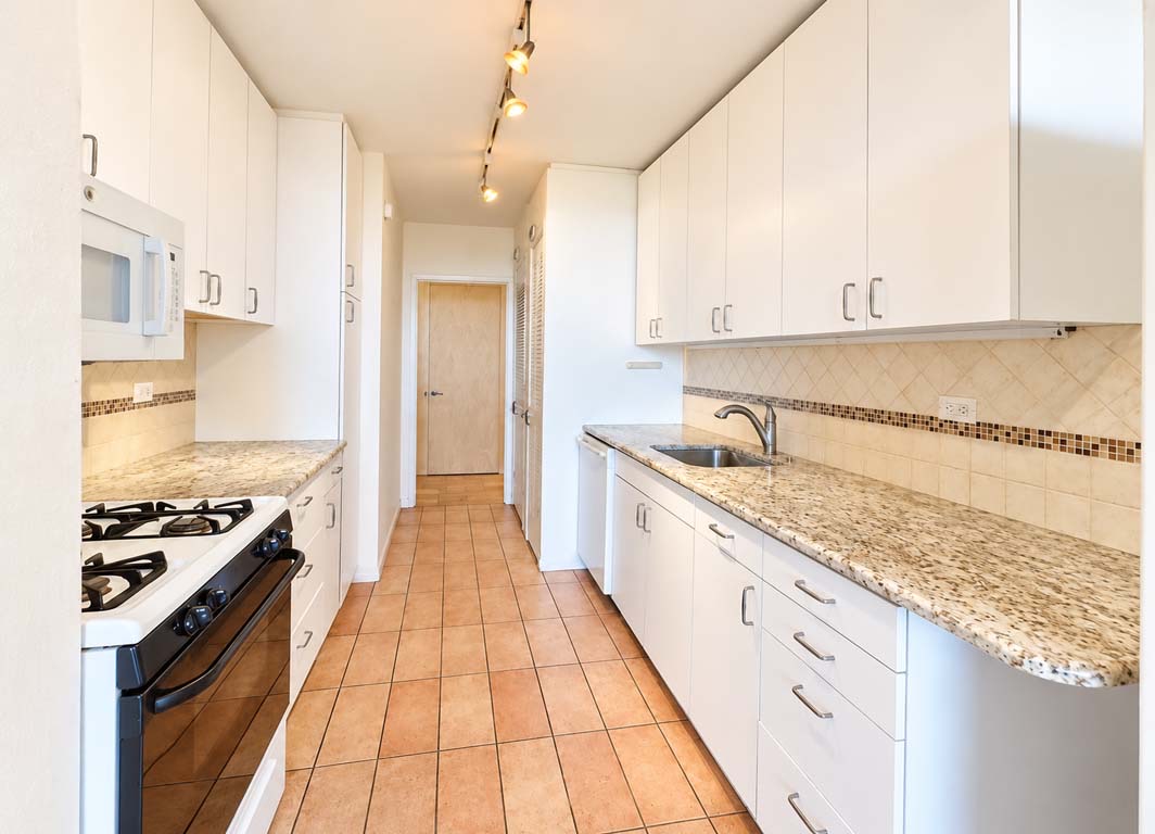 North Shore Towers Apt.
