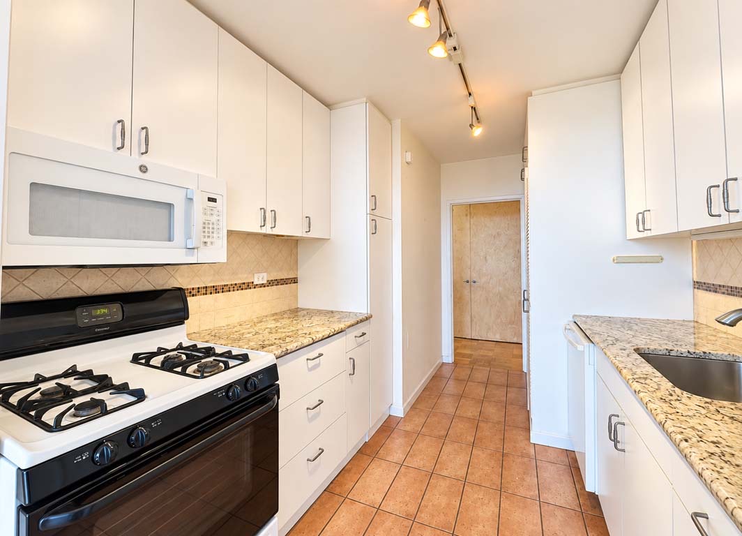 North Shore Towers Apt.