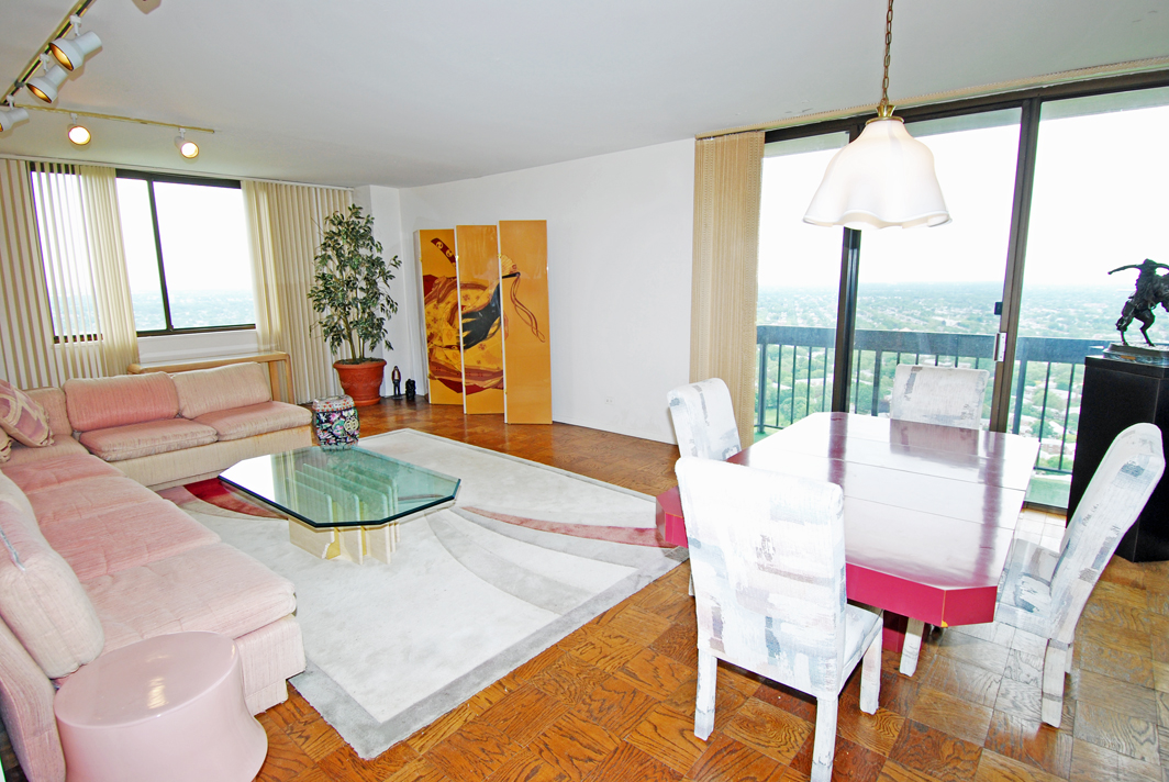 North Shore Towers Apartment