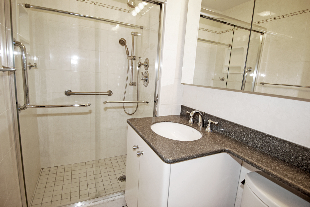 North Shore Towers Apartment