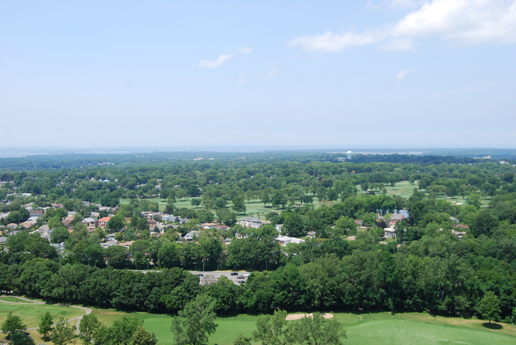 North Shore Towers Apartment