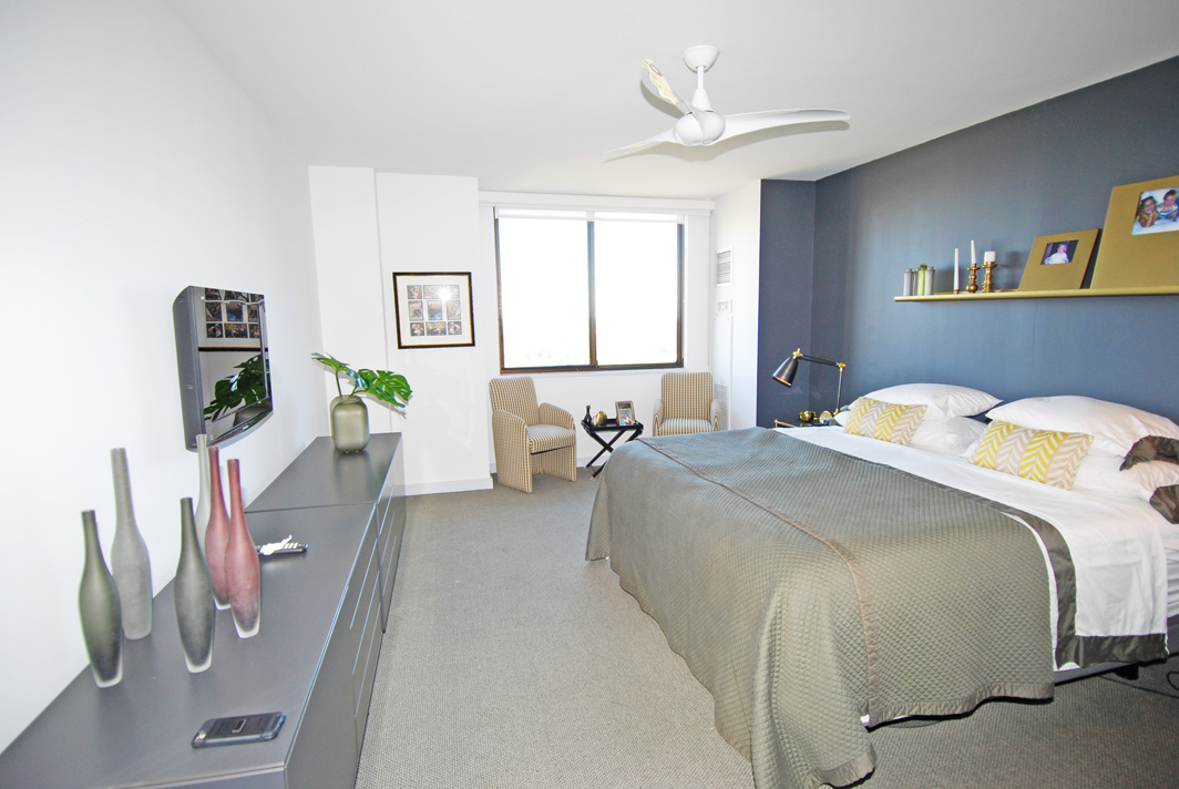 North Shore Towers Apartment