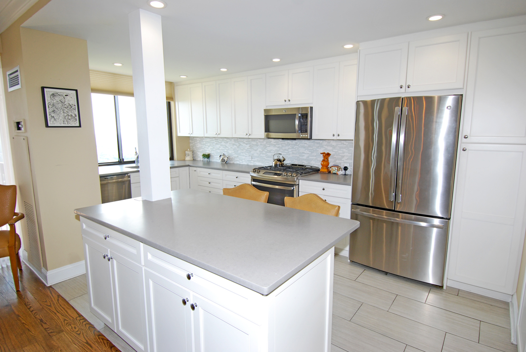 North Shore Towers Apartment