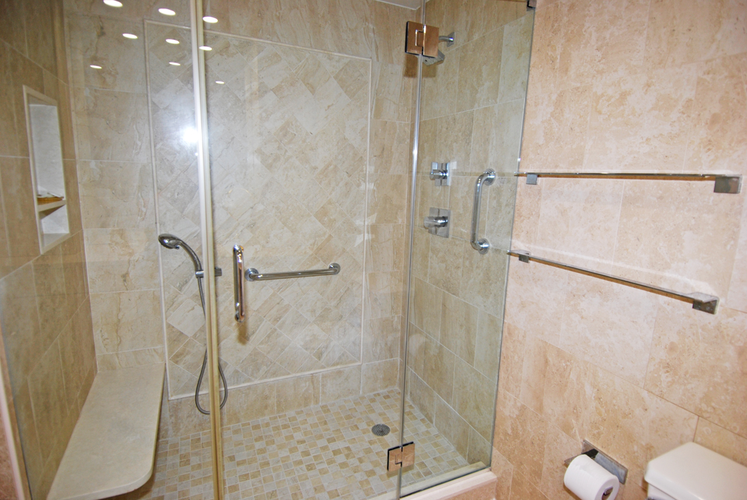 North Shore Towers Apartment