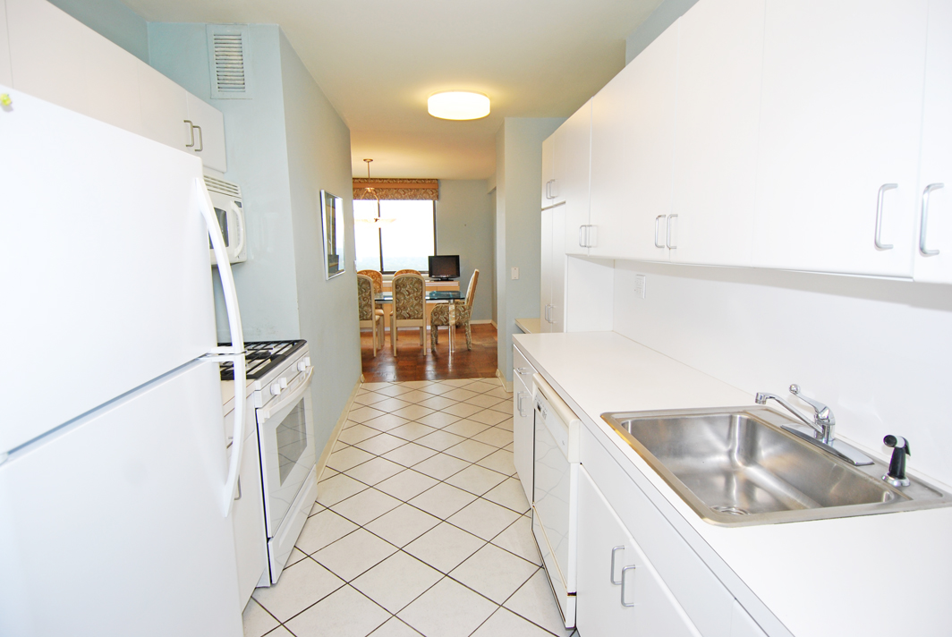 North Shore Towers Apartment