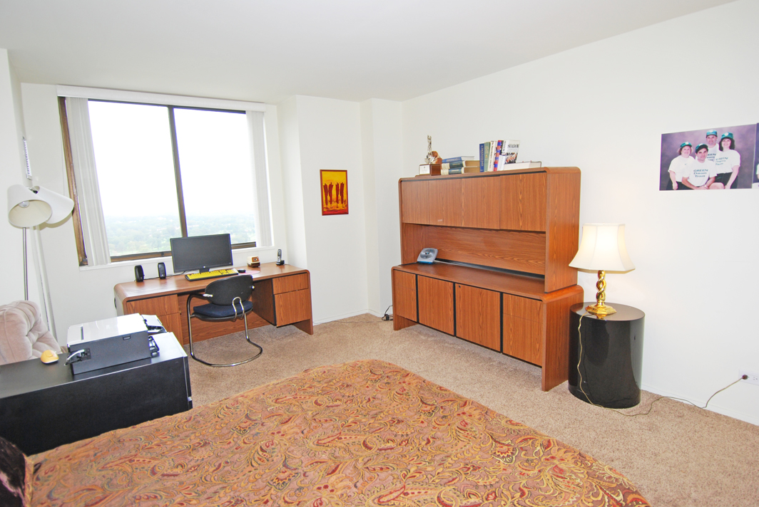 North Shore Towers Apartment