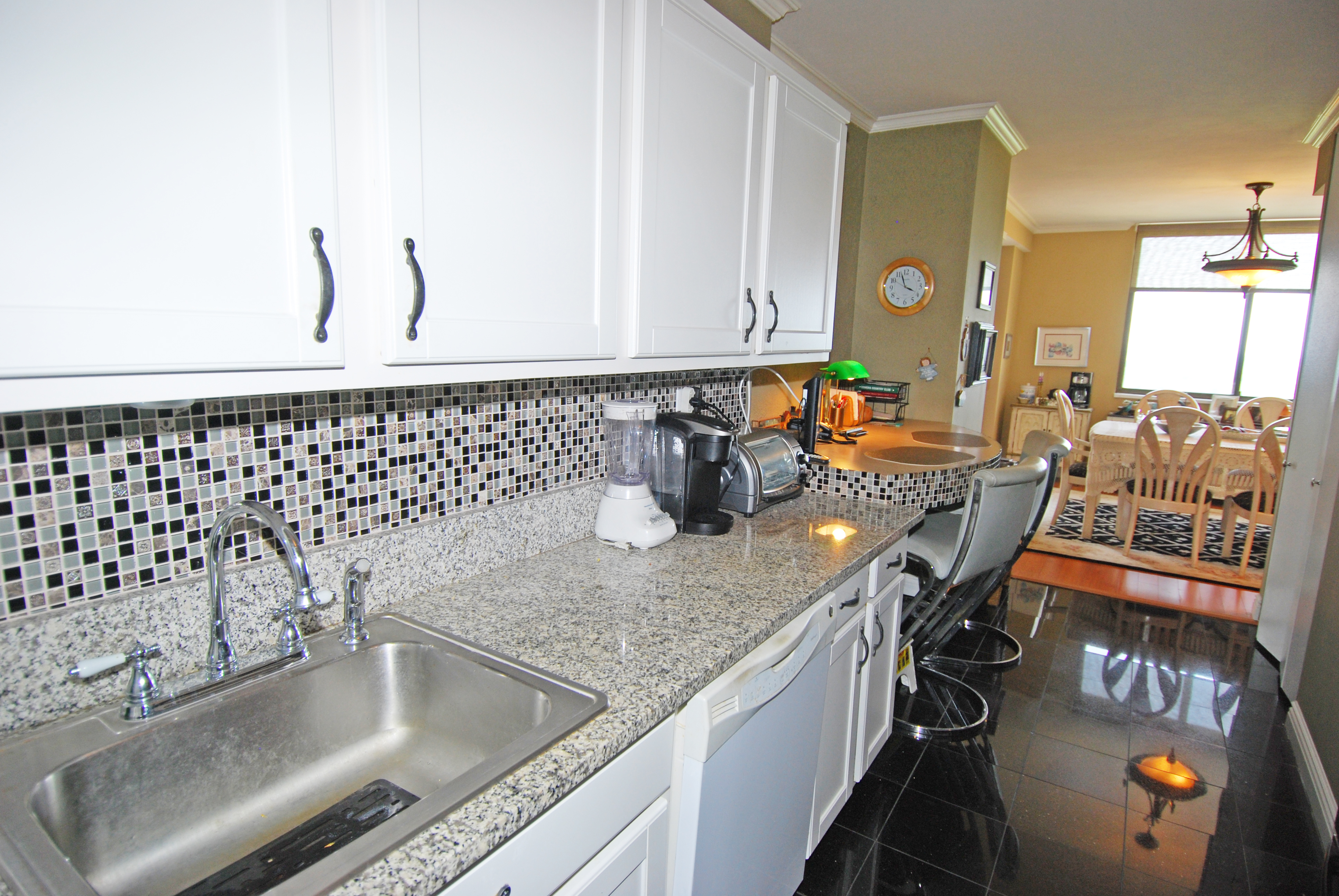 North Shore Towers Apartment