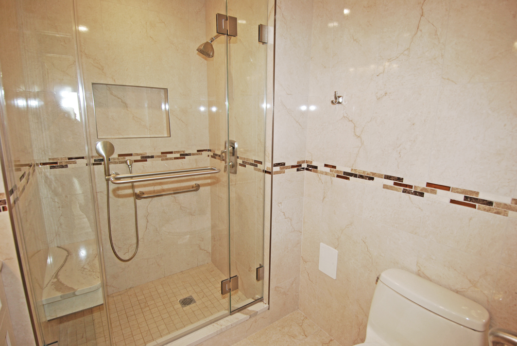 North Shore Towers Apt.