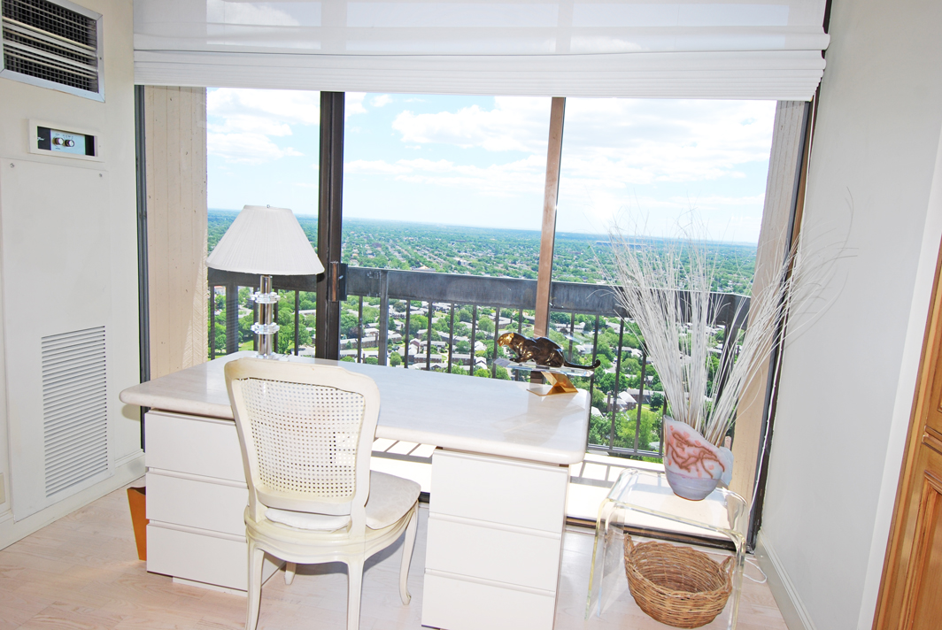 North Shore Towers Apartment