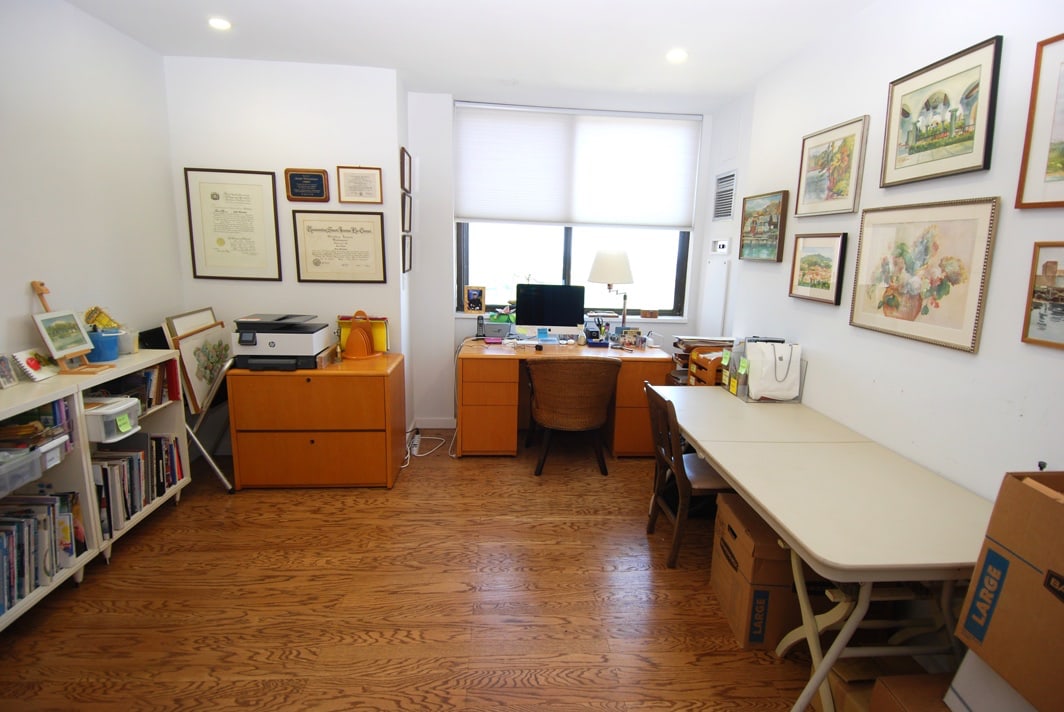 North Shore Towers Apt.