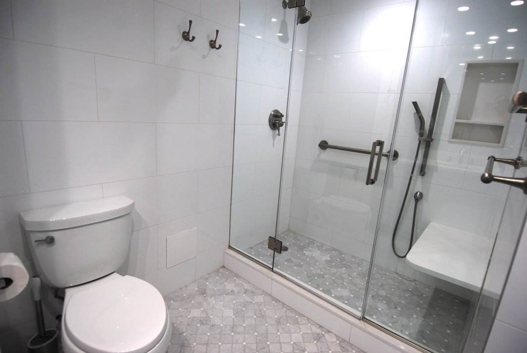 North Shore Towers Apt.