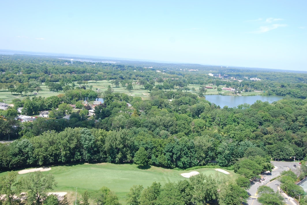 North Shore Towers Apt.