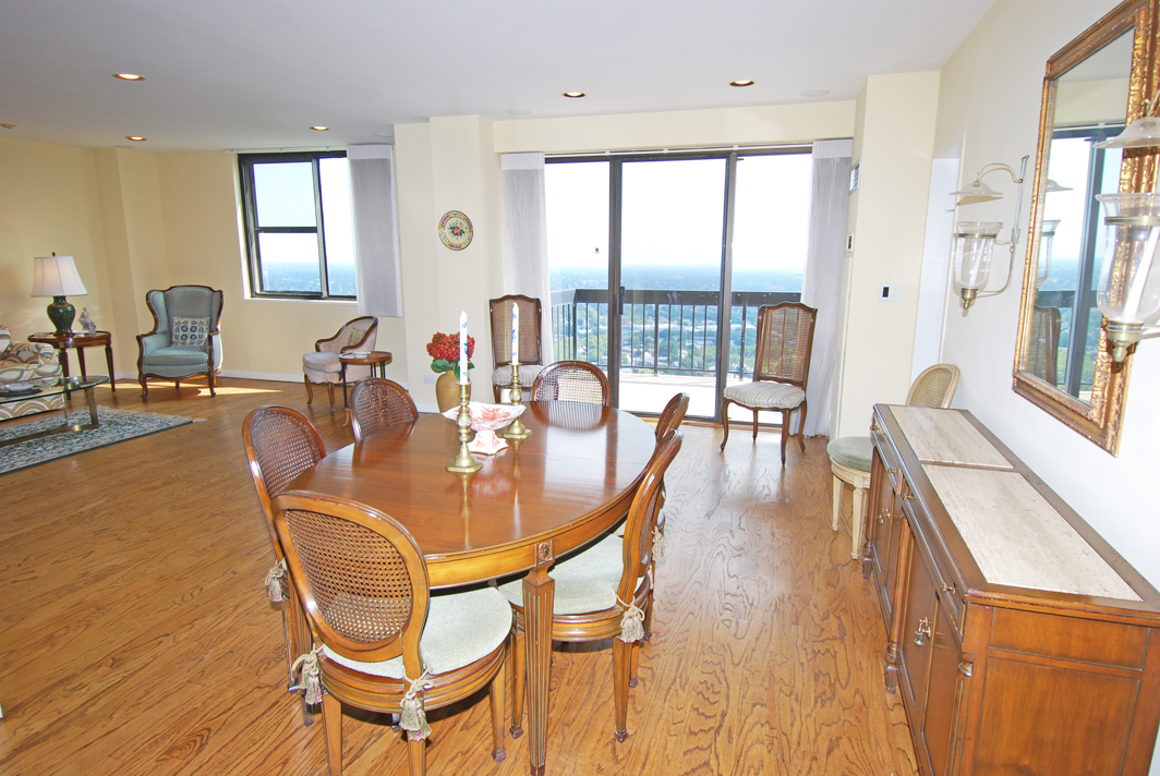 North Shore Towers Apartment