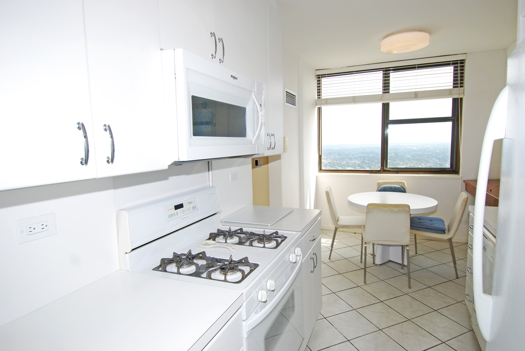 North Shore Towers Apartment