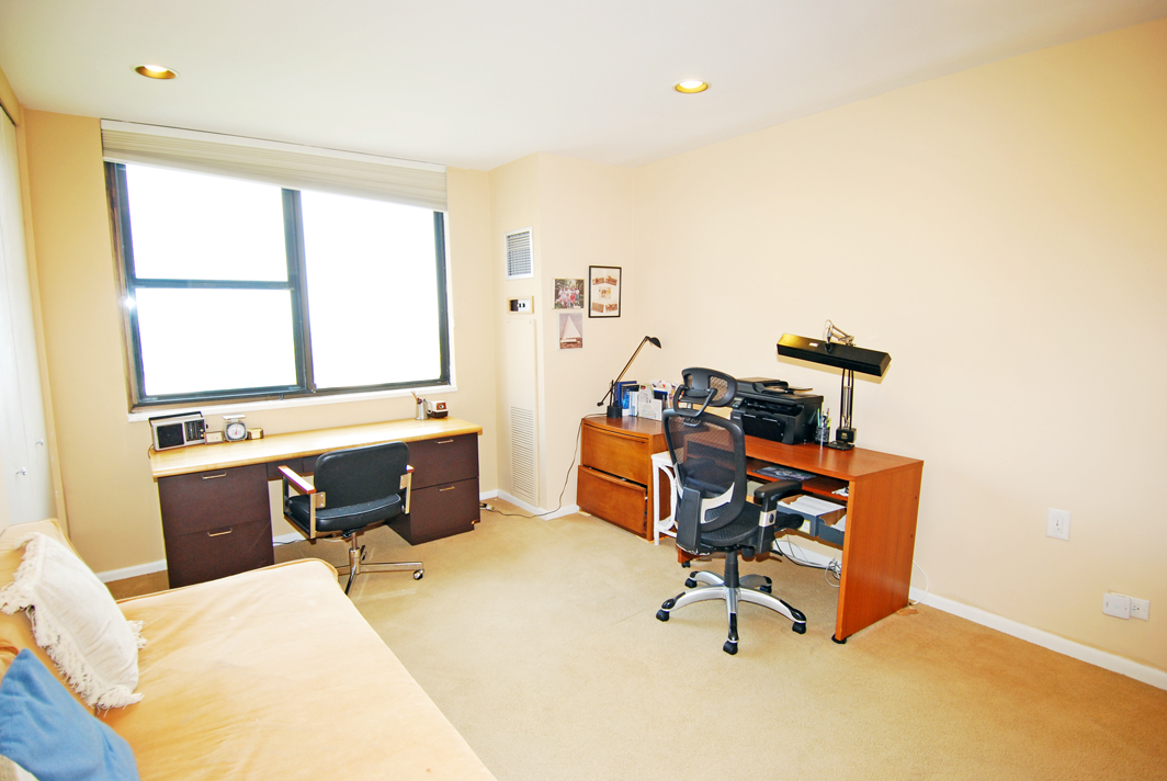 North Shore Towers Apartment